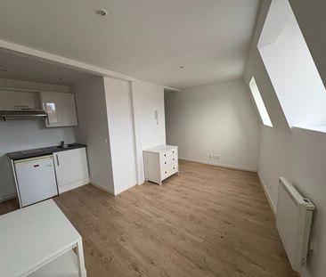 Location Appartement 1 pièce 25m² LILLE 59000 - Photo 5