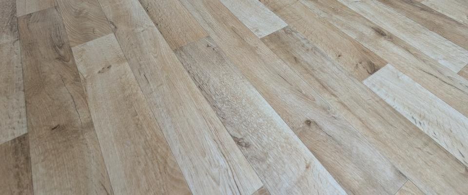 ++ charmante, renovierte 2-Raum Wohnung mit Balkon & Tageslichtbad - einziehen & wohlfühlen ++ - Foto 1