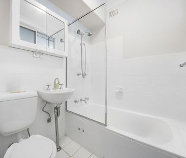 NEAT ONE BEDROOM UNIT! - Photo 5