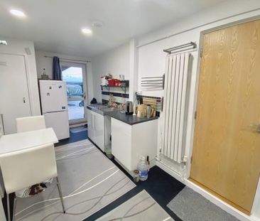 Studio to rent - Photo 6