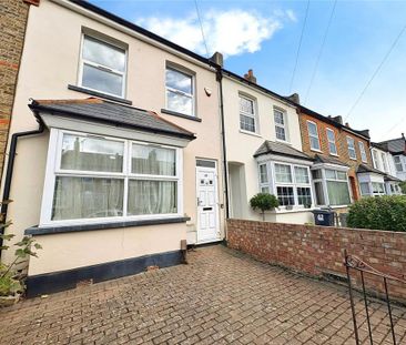 4 bedroom terraced house to rent - Photo 5