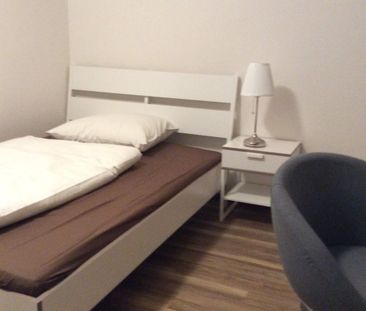 Komfortní spolubydlení v Praze 5 v blízkosti metra Anděl – pokoj k ... - Photo 2