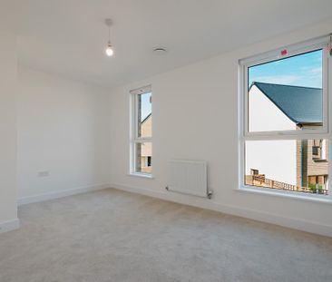 4 bedroom terraced house to rent - Photo 3