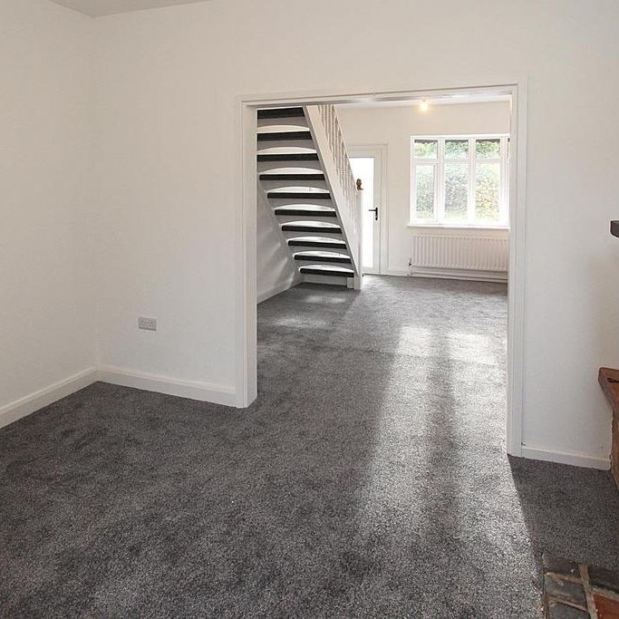 3 bedroom terraced house to rent - Photo 1