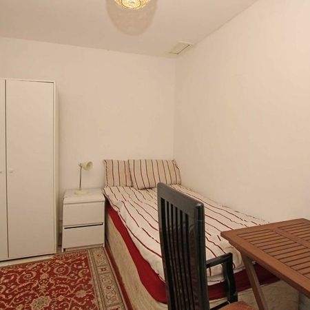 Jersey Road - Photo 3