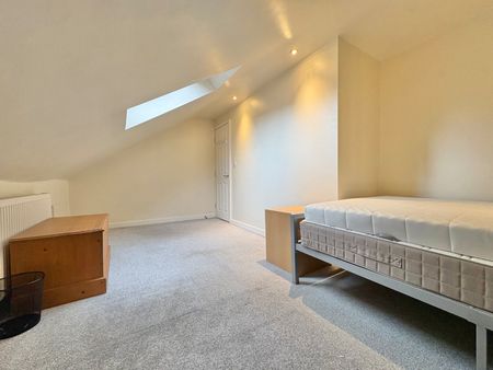 2 bedroom terraced house to rent - Photo 3