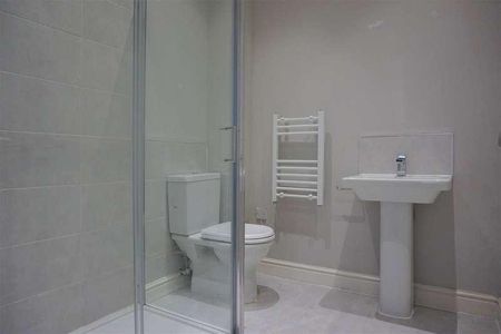 Hamilton Square, Birkenhead, CH41 - Photo 2