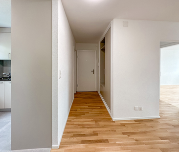 Moderne 4.5-Zimmerwohnung im 1. OG mit zwei Balkonen - Foto 2