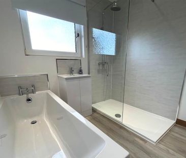 12 Crawfordsburn Road, Bangor, BT19 1BE - Photo 5