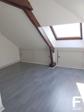 A LOUER Studio 50000 Saint-Lô CENTRE VILLE 10.20 m² - Photo 2