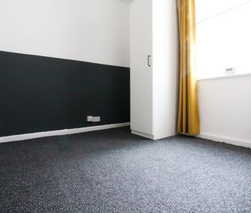 3 Bed Terraced House, Harebell Street, L5 - Photo 3
