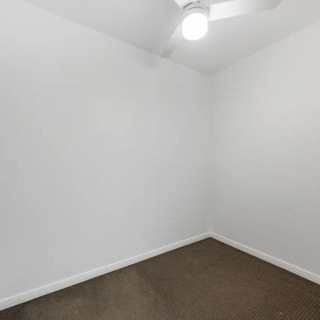 MOVE IN BEFORE CHRISTMAS - Photo 2