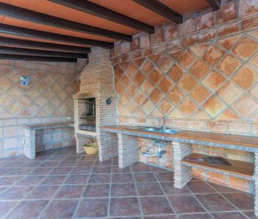 Luxury 5 room Detached House for rent in Alhaurín el Grande, Spain - Photo 5
