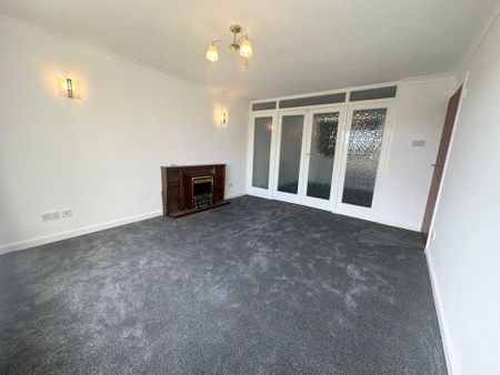 3 bedroom detached house to rent - Photo 2