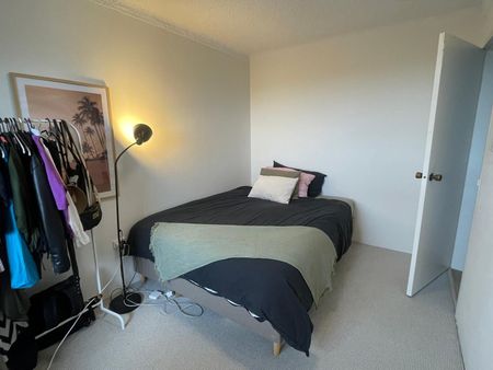 Willoughby - Photo 4