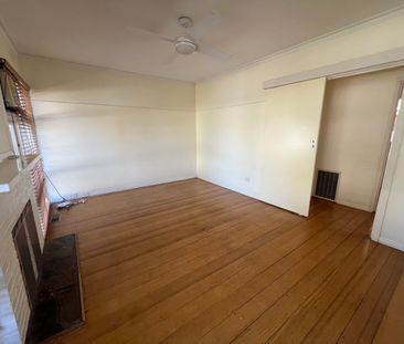 Low Maintenance 2-Bedroom Home - Photo 2