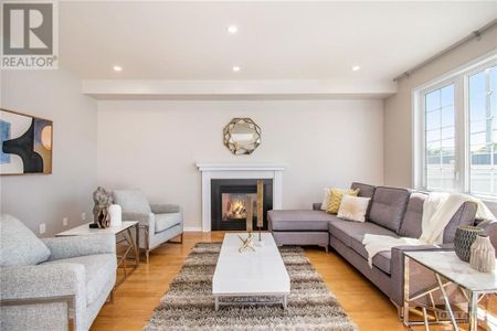 For Lease - 208 Kinloch Court, Barrhaven, Ontario - Photo 3