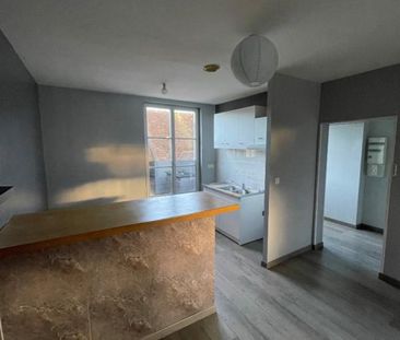 Location Appartement 4 pièces 75m² DESCARTES 37160 - Photo 2