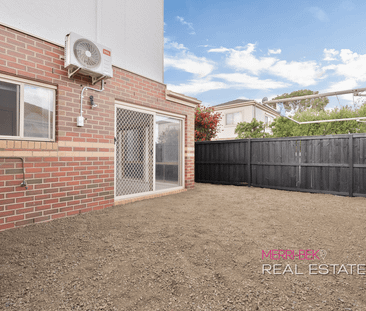 Easy Living Townhouse Near Transport, Shopping & Schools - Photo 6