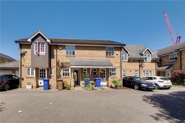 2 bedroom terraced house to rent - Photo 1