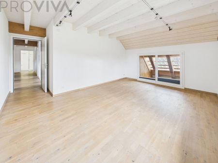 Attraktive 5,5-Zimmer-Wohnung mit Galerie im Dachgeschoss - Foto 5