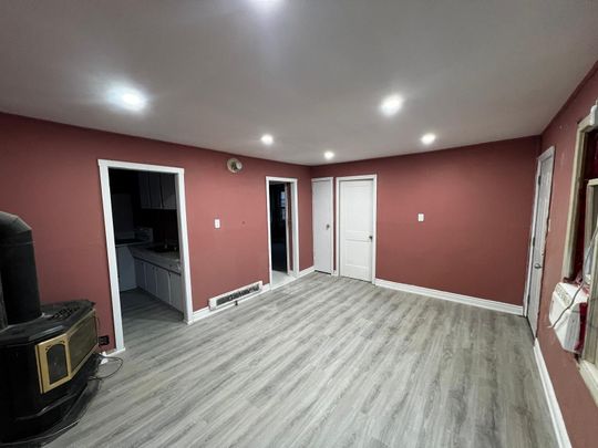 For Lease - 152 Selkirk Avenue, Hamilton, Ontario - Photo 1