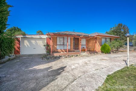 30 Notre Dame Drive, Sunbury, VIC 3429 - Photo 5