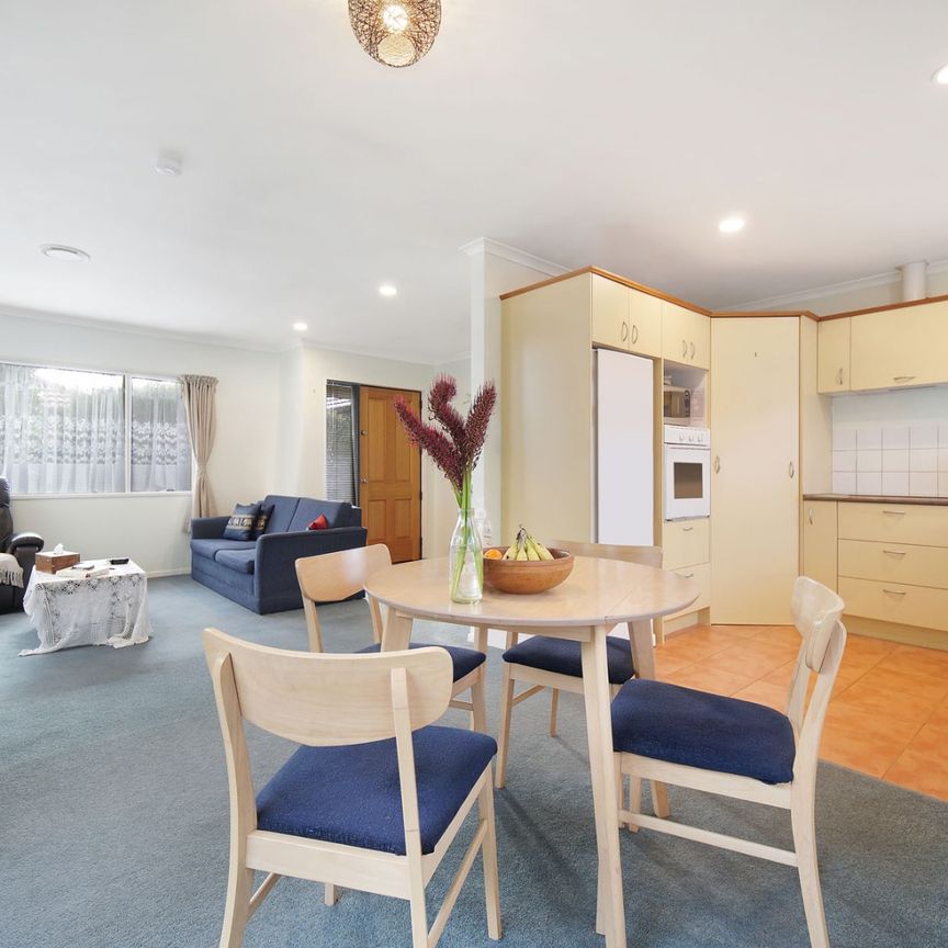 Family Home in Great location - Photo 1