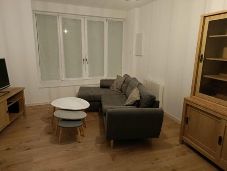 Location Maison 5 pièces 93m² LES EPESSES 85590 - Photo 2