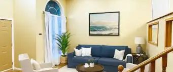 Renovated 3 Bed Main Floor Home – New Floors, Marble Baths | Calgary - Photo 1