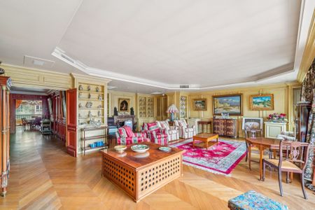 Location Appartement de luxe Paris 7 4 Pièces 191 m² - Photo 2