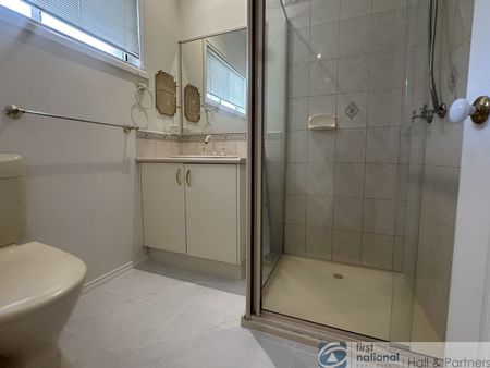 48 Avebury Drive, Berwick - Photo 5