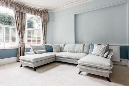 2 bedroom apartment to rent - Photo 2