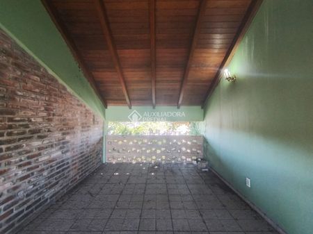 Casa com 3 quartos e 269m² para alugar em Moinhos de Vento, Canoas. - Foto 5