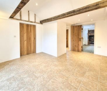 2 bedroom detached house to rent - Photo 5