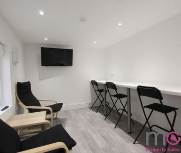 1 bedroom house of multiple occupation to rent - Photo 5