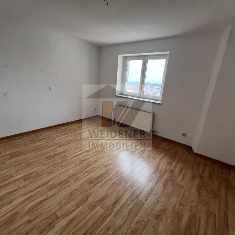 Tolle 3-Raum-Dachgeschosswohnung mit Fernblick! - Photo 1