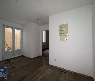 Location Appartement 2 pièces 51m² CARPENTRAS 84200 - Photo 2