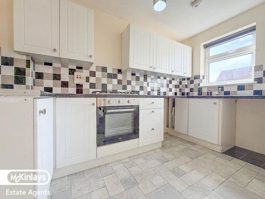 2 bedroom end of terrace house to rent - Photo 1