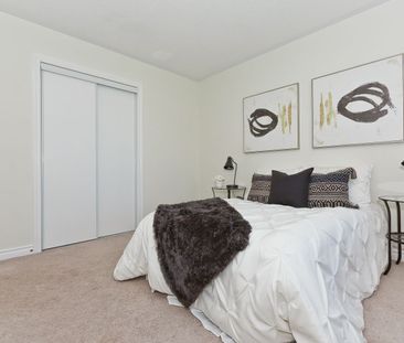 For Lease - 352 Black Drive, Milton, Ontario - Photo 6