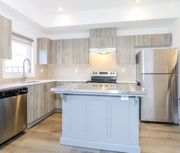 For Lease - 16 Haven Lane, Barrie, Ontario - Photo 1