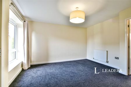 3 bedroom house to rent Manchester, M19 - Photo 5