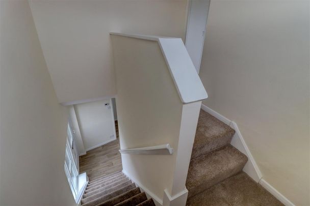 Siskin Hill, Oadby - Photo 1