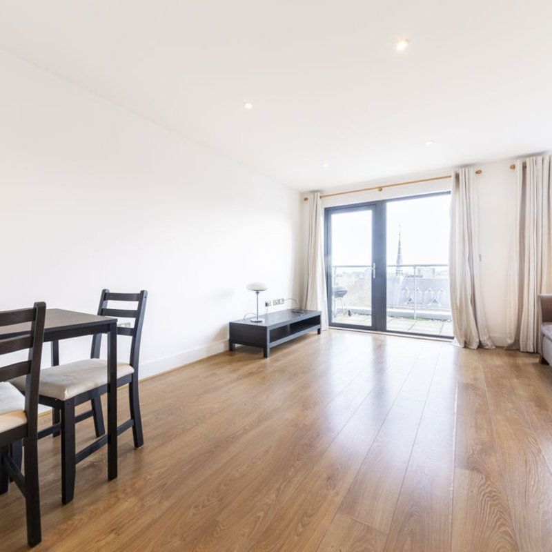 Mercury House, E16, London - Photo 1