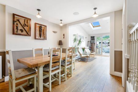 Chadacre Road, Epsom - Photo 2