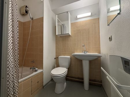 Un joli studio meublé Illkirch Graffenstaden / Place Alphonse de Lamartine - Photo 4