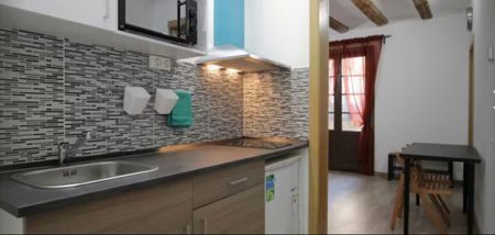 Carrer de Corretger, Barcelona, Catalonia 08003 - Photo 5