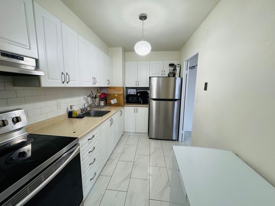 For Lease - 1 Massey Square Unit# 314, Toronto, Ontario - Photo 1