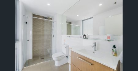 Modern 3-Bedroom Apartment in the Heart of Warwick Farm - Photo 4
