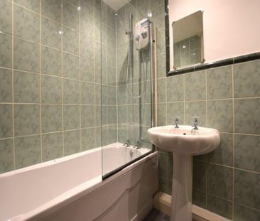 2 Bedroom Apartment To Let - Photo 3